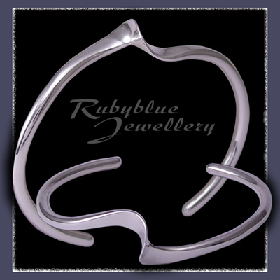 Sterling Silver 'Sensuality' Cuff Bracelet Image